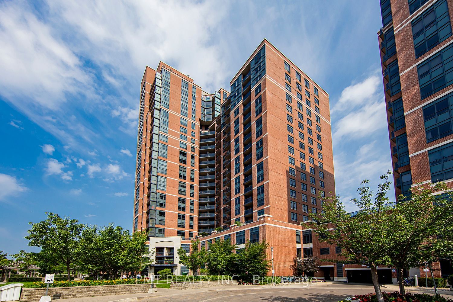 60 Heintzman St, unit 1040 for rent - image #1