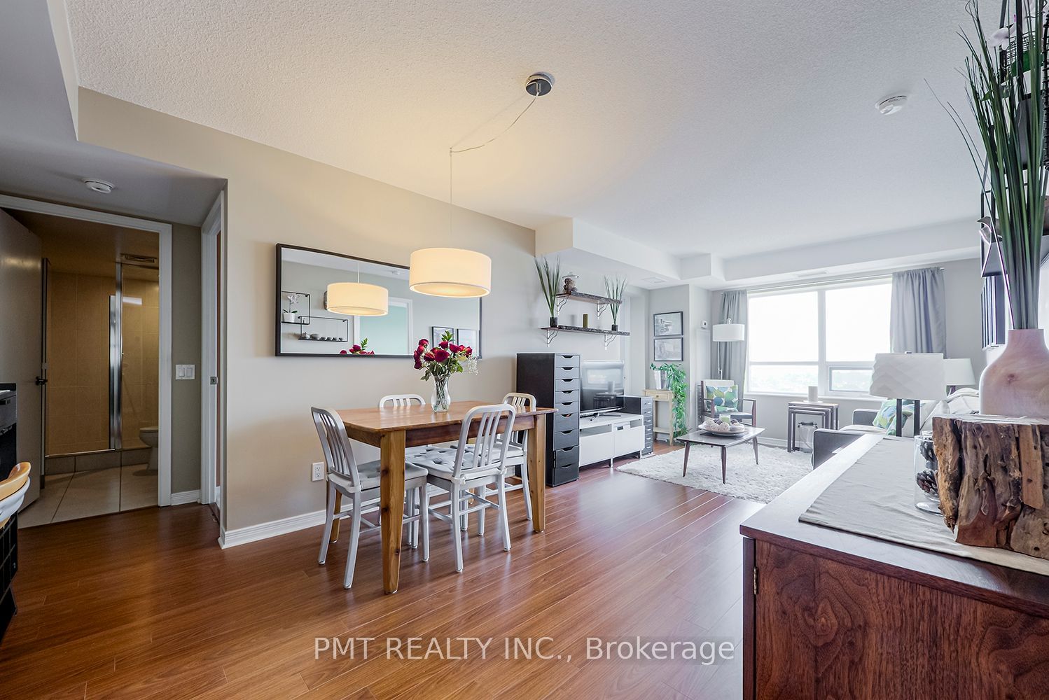 60 Heintzman St, unit 1040 for rent - image #3