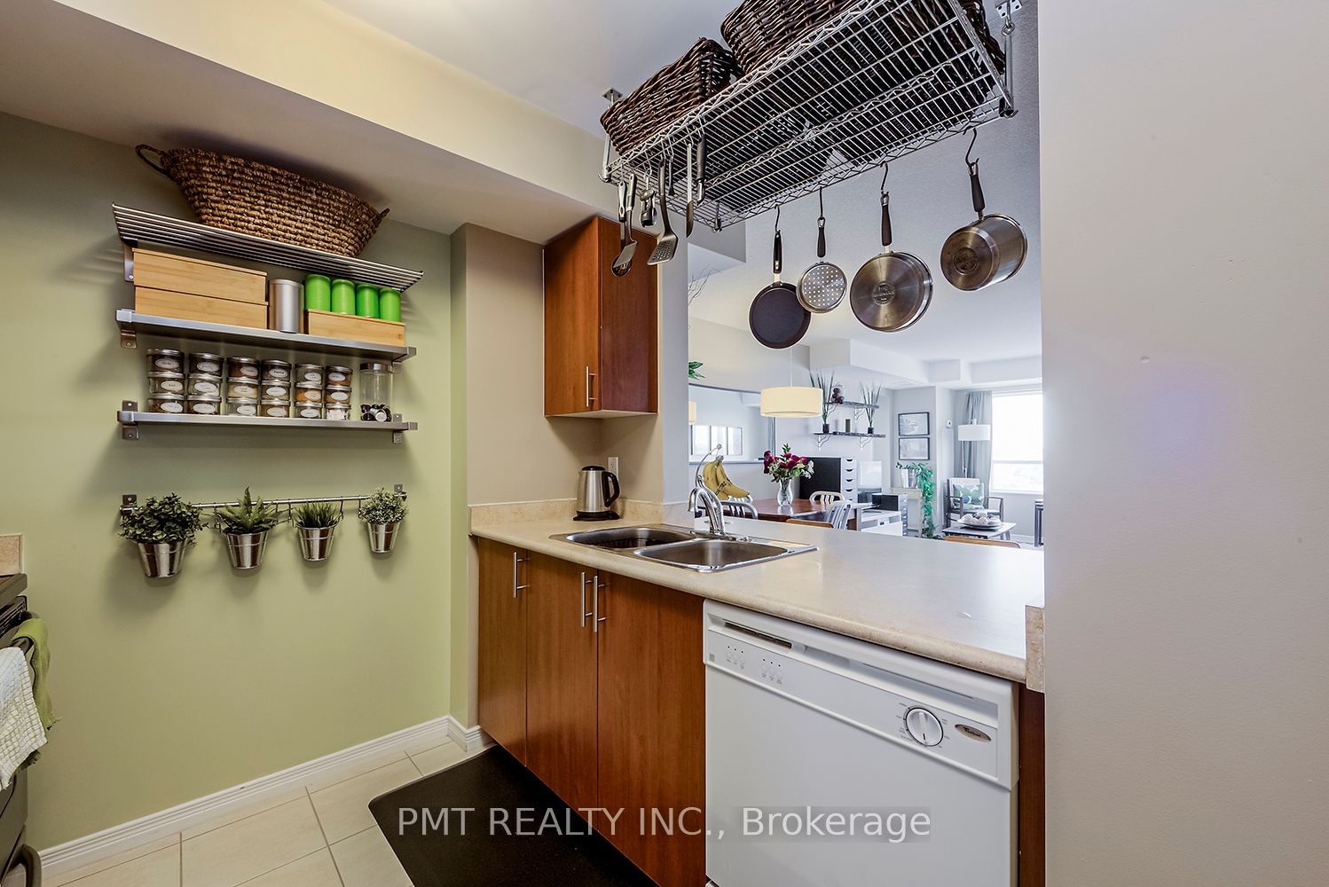 60 Heintzman St, unit 1040 for rent - image #7