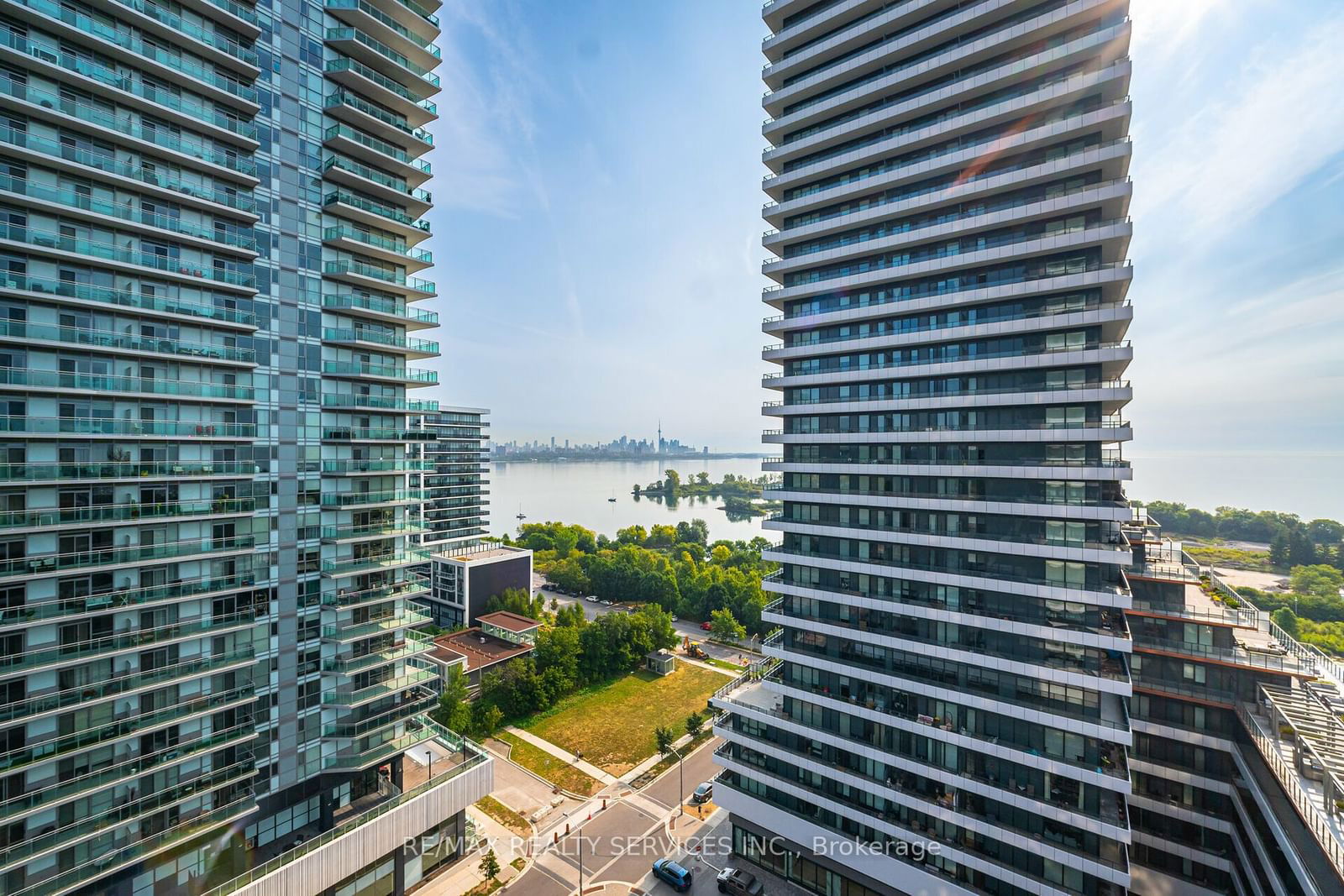 30 Shore Breeze Dr, unit 1316 for sale