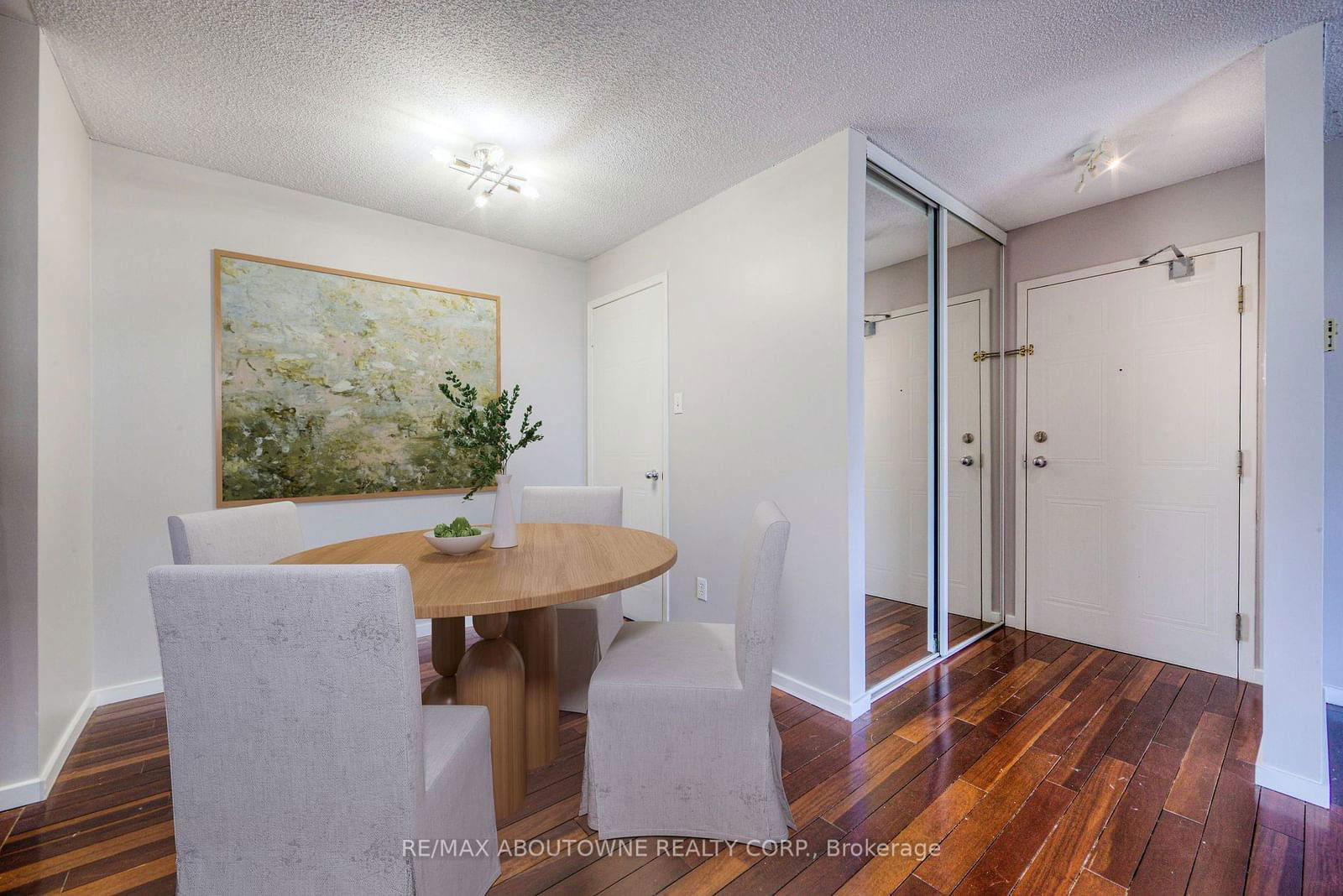 1496 Pilgrims Way, unit 124 for sale - image #10