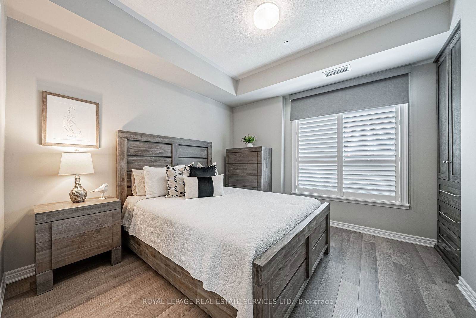 216 Oak Park Blvd, unit 228 for sale - image #19