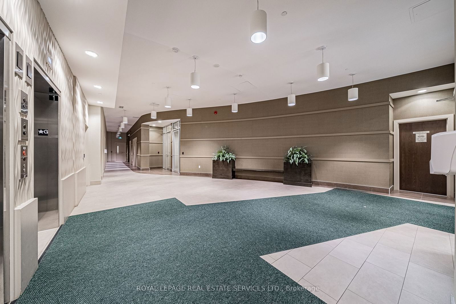 216 Oak Park Blvd, unit 228 for sale - image #31