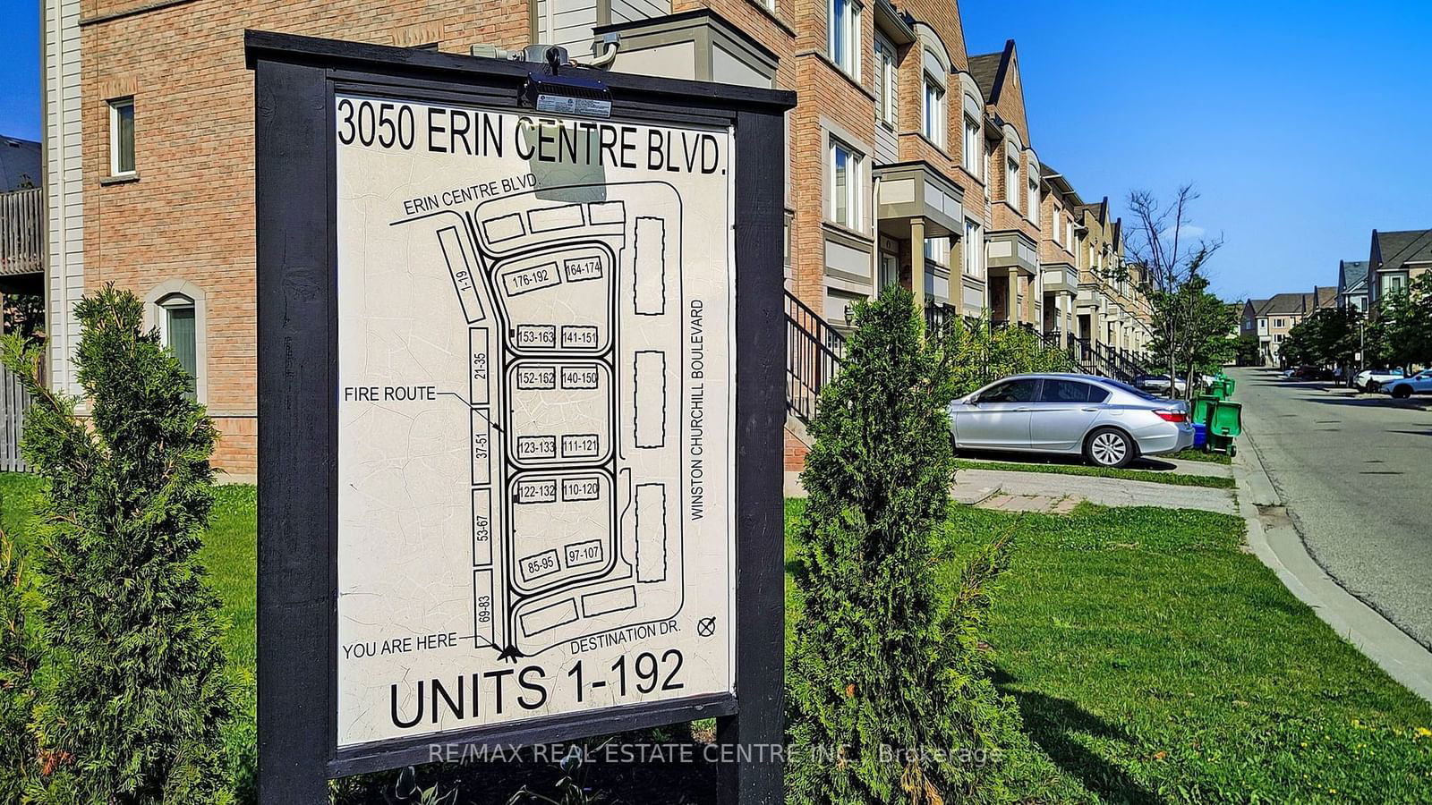 3050 Erin Centre Blvd, unit 33 for sale