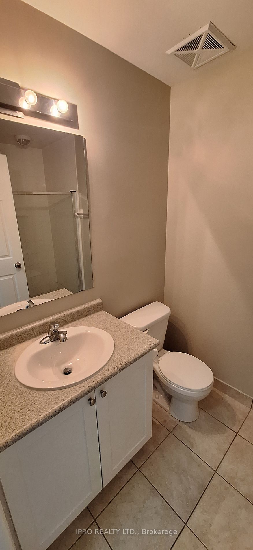 5170 Winston Churchill Blvd, unit 211 for rent - image #8