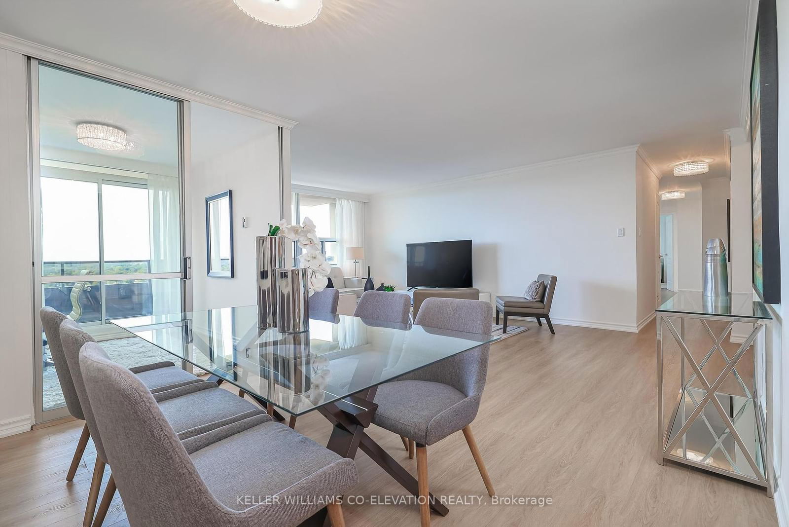 511 The West Mall, unit 1203 for sale - image #14