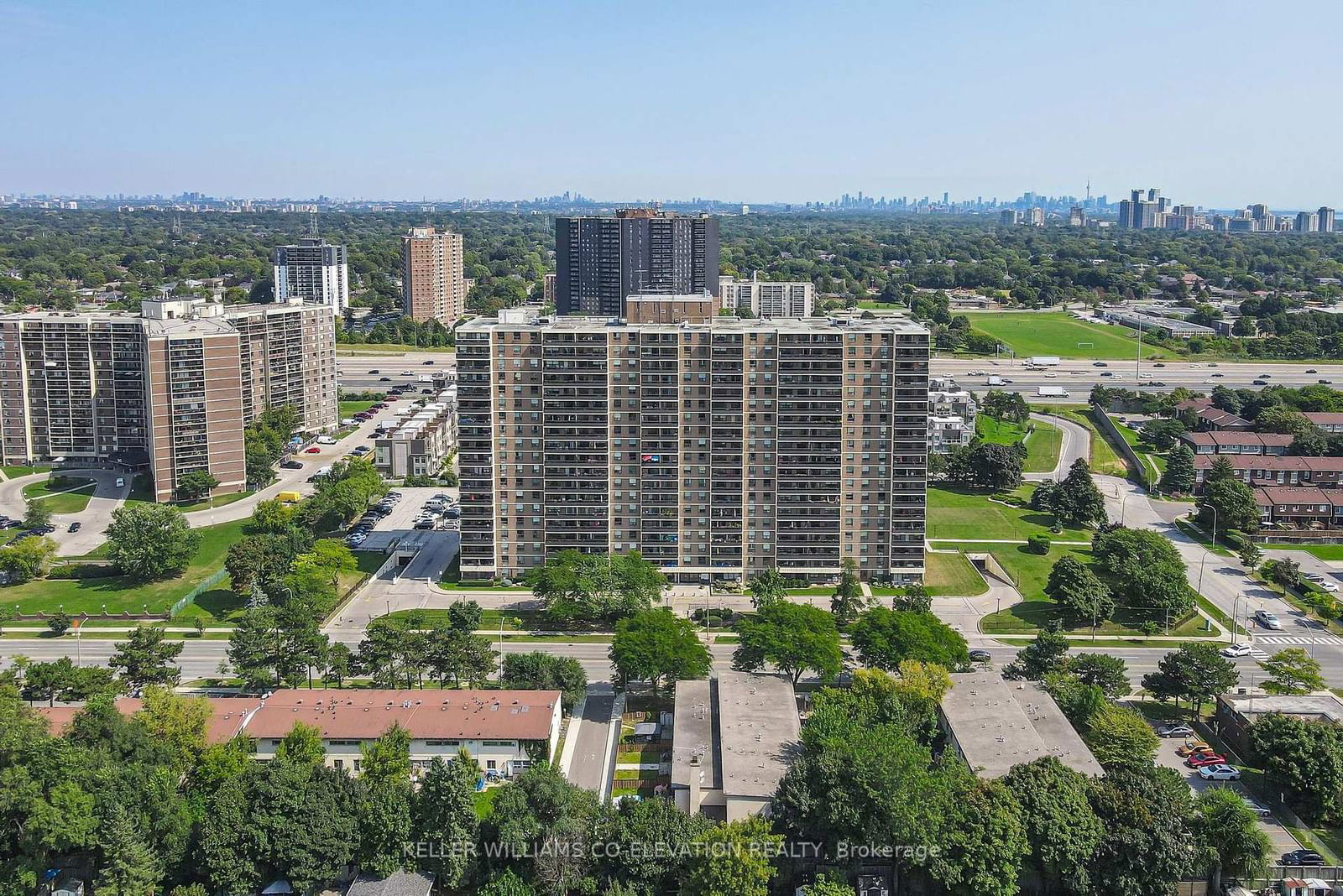 511 The West Mall, unit 1203 for sale - image #4