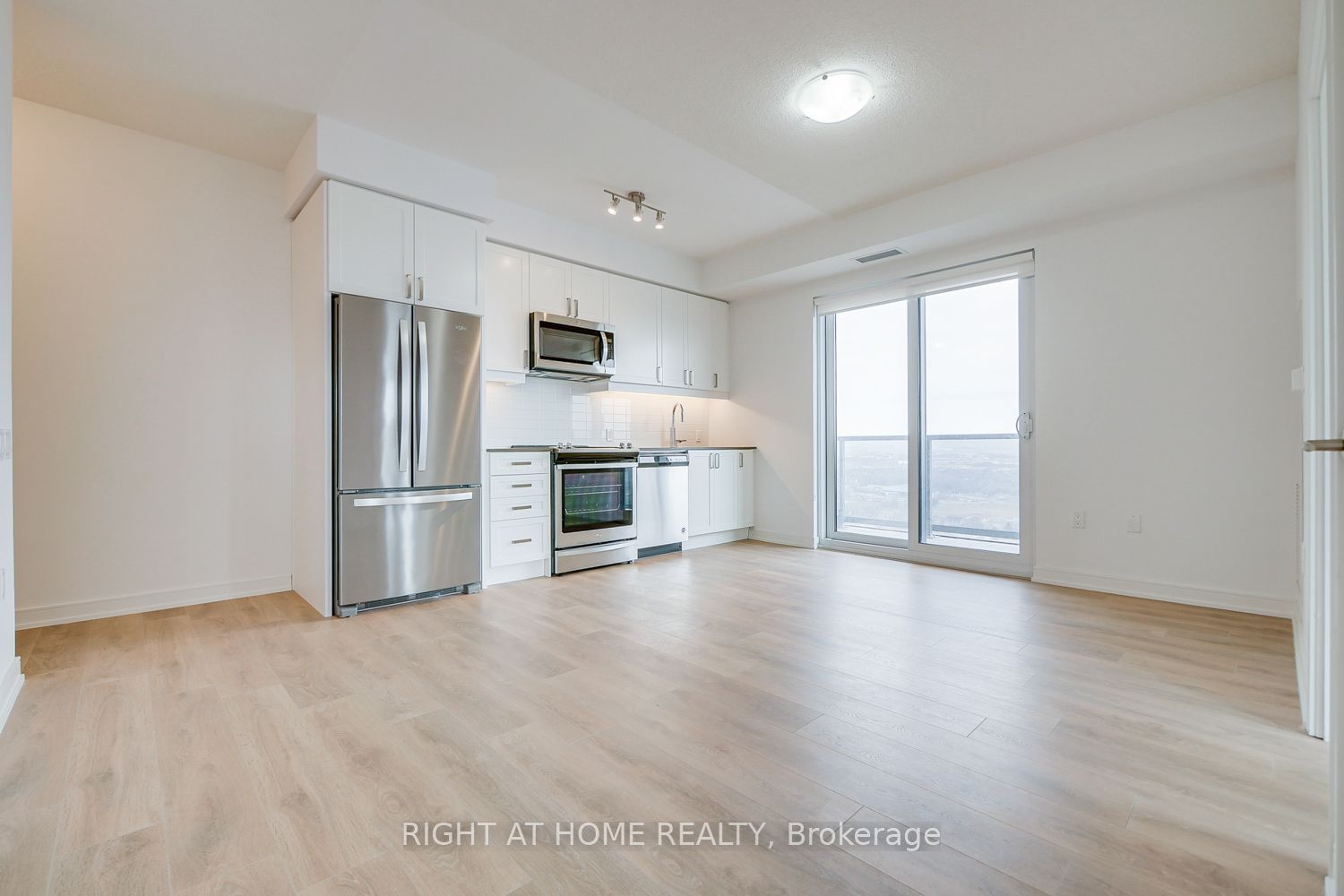 8 Nahani Way, unit 2121 for sale - image #8