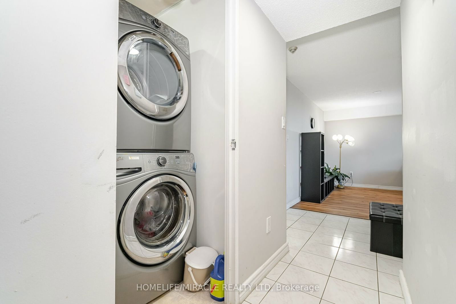 10 Markbrook Lane, unit 403 for sale - image #29