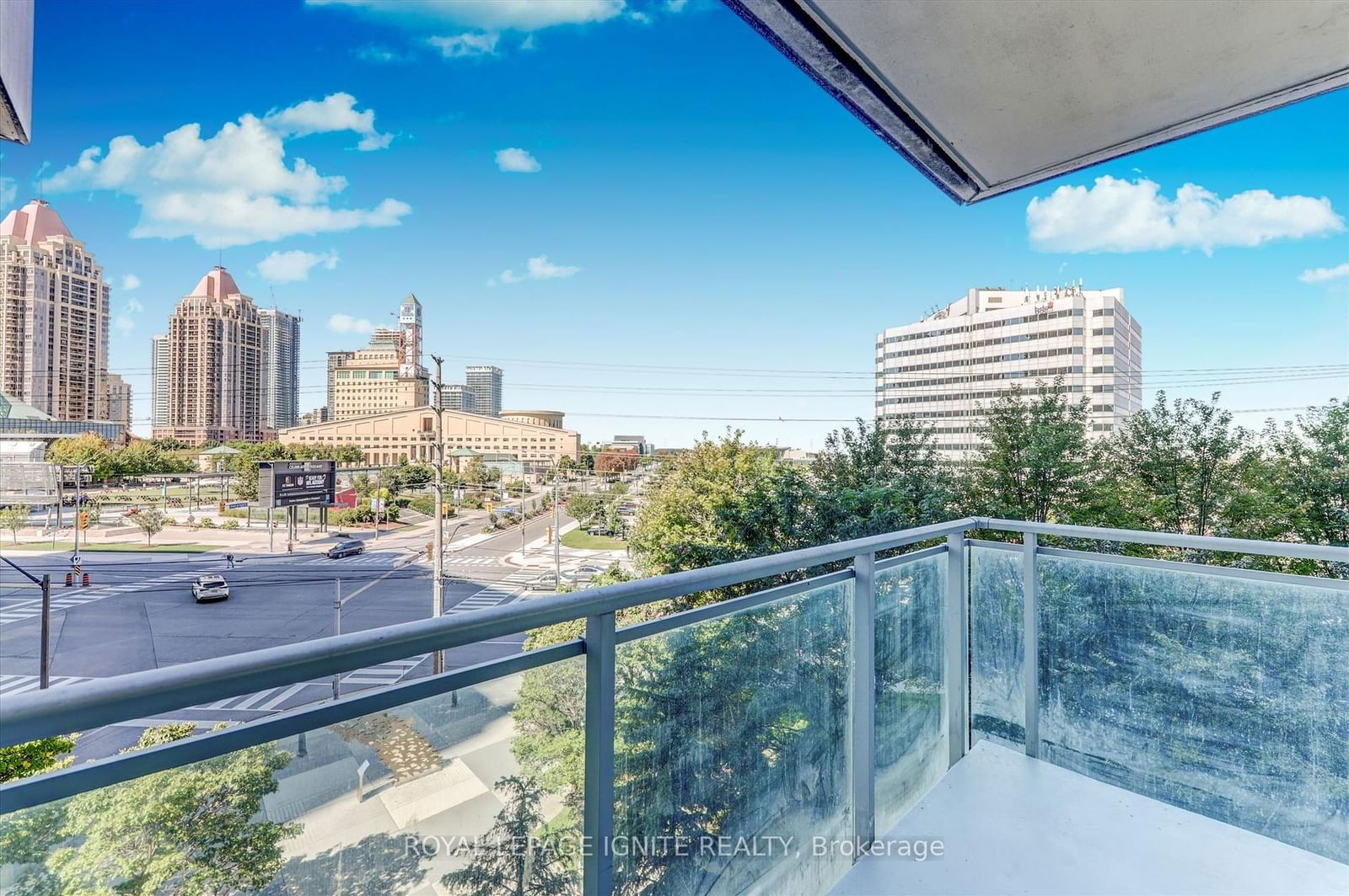 3939 Duke Of York Blvd, unit 402 for sale - image #25