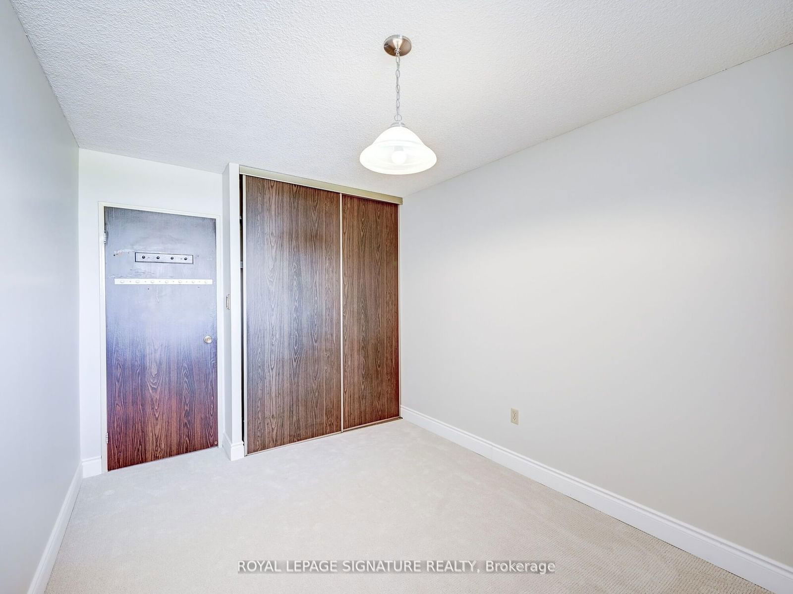 812 Burnhamthorpe Rd, unit 607 for sale - image #33