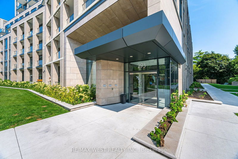 293 The Kingsway, unit 411 for sale