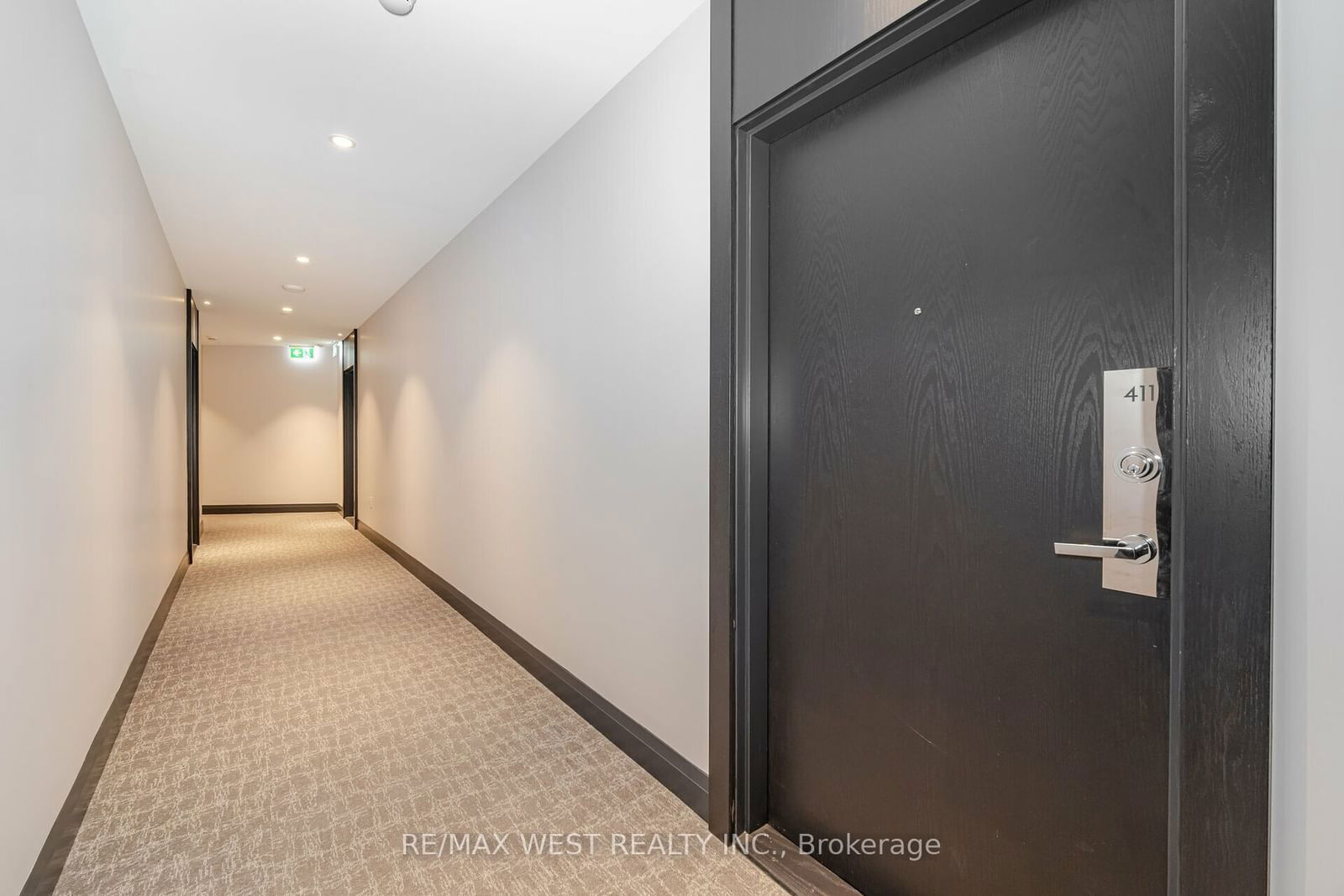 293 The Kingsway, unit 411 for sale - image #3