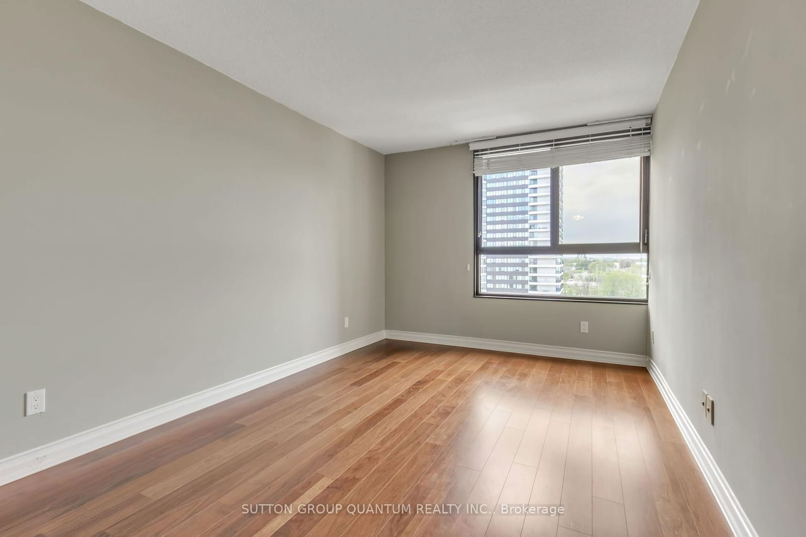 1300 Bloor St, unit 1410 for sale - image #22