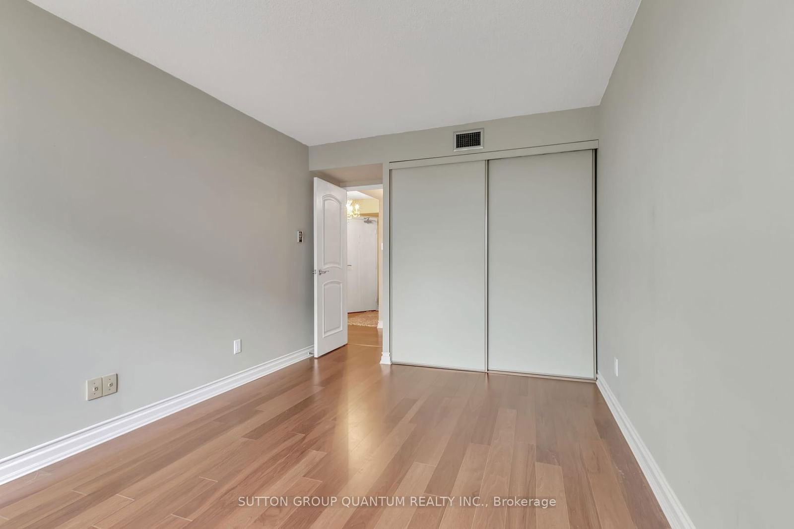 1300 Bloor St, unit 1410 for sale - image #23