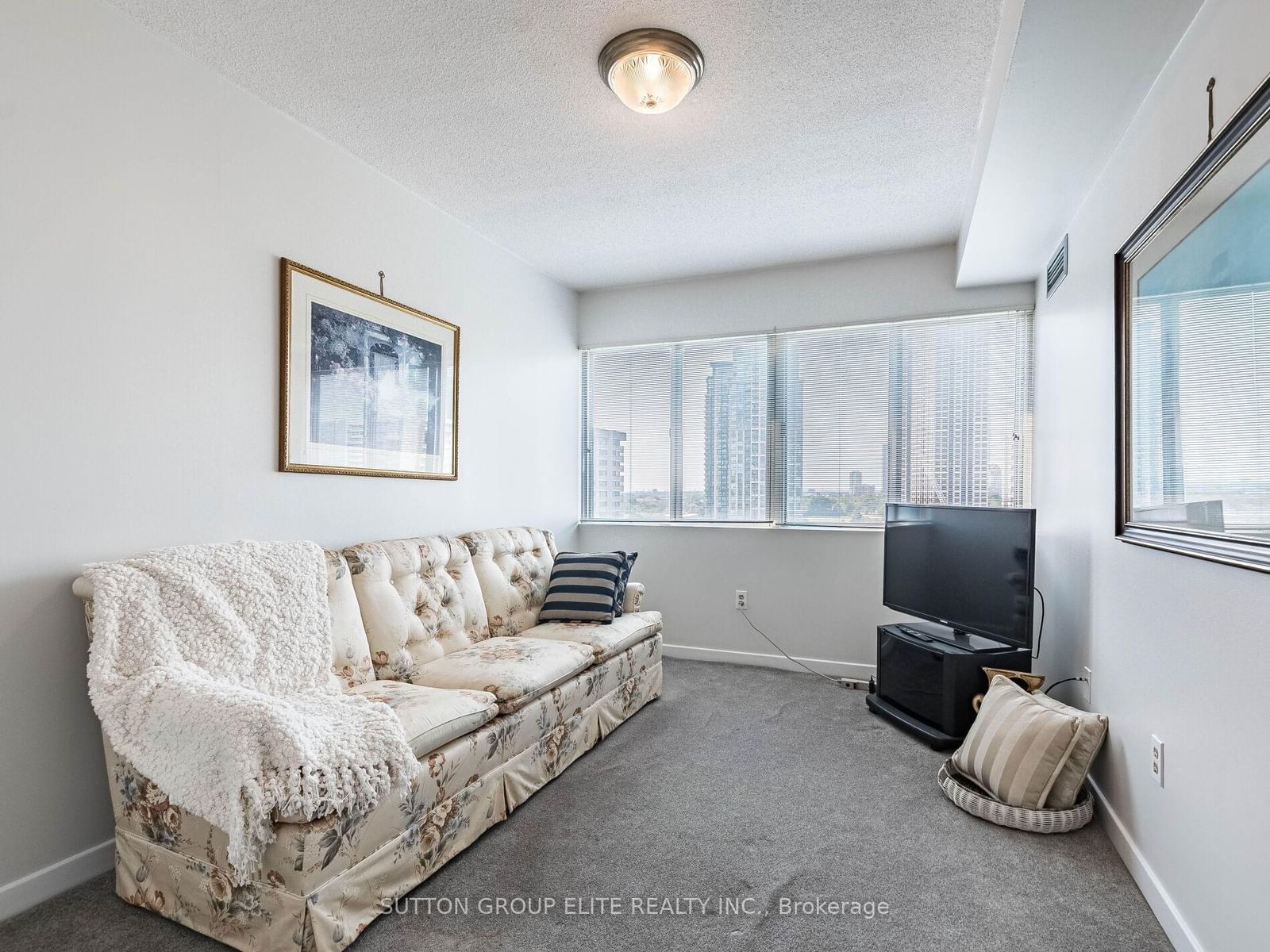 1580 MISSISSAUGA VALLEY Blvd, unit 1703 for sale - image #31