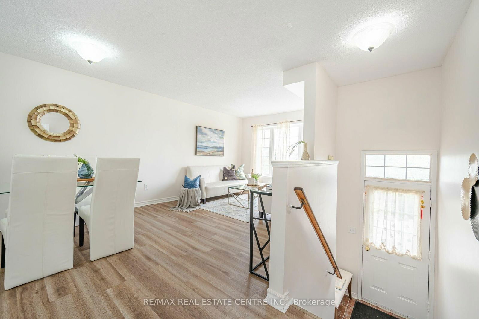 5030 Heatherleigh Ave, unit 56 for sale - image #4