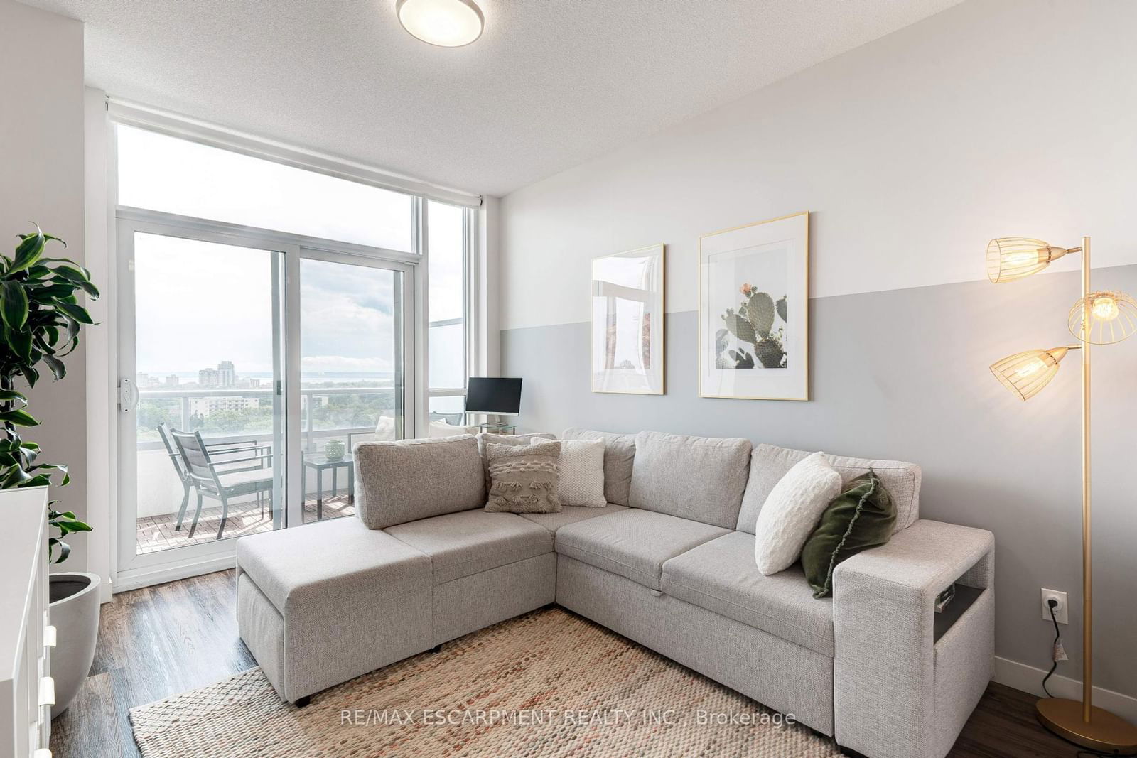 2081 Fairview St, unit 1204 for sale - image #6