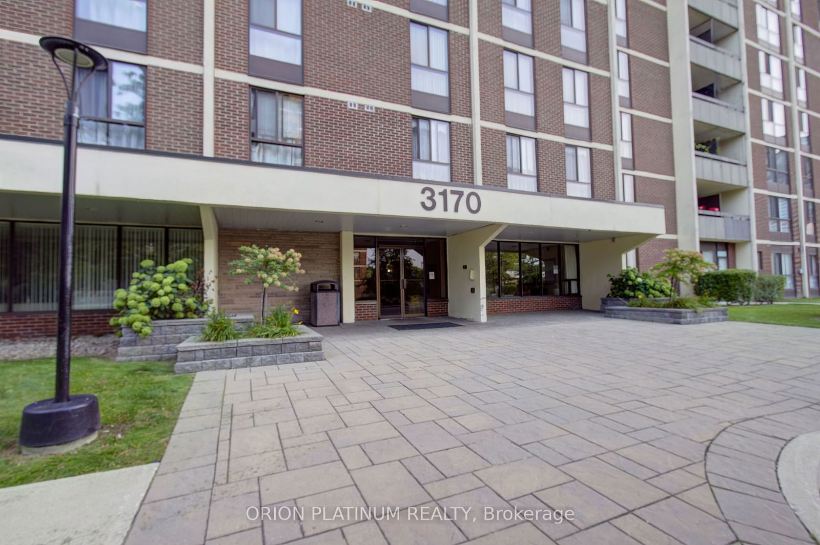 3170 Kirwin Ave, unit 1508 for sale - image #2