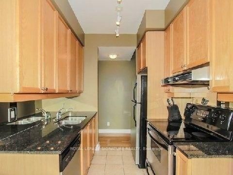 1 Elm Dr, unit 2808 for rent - image #5