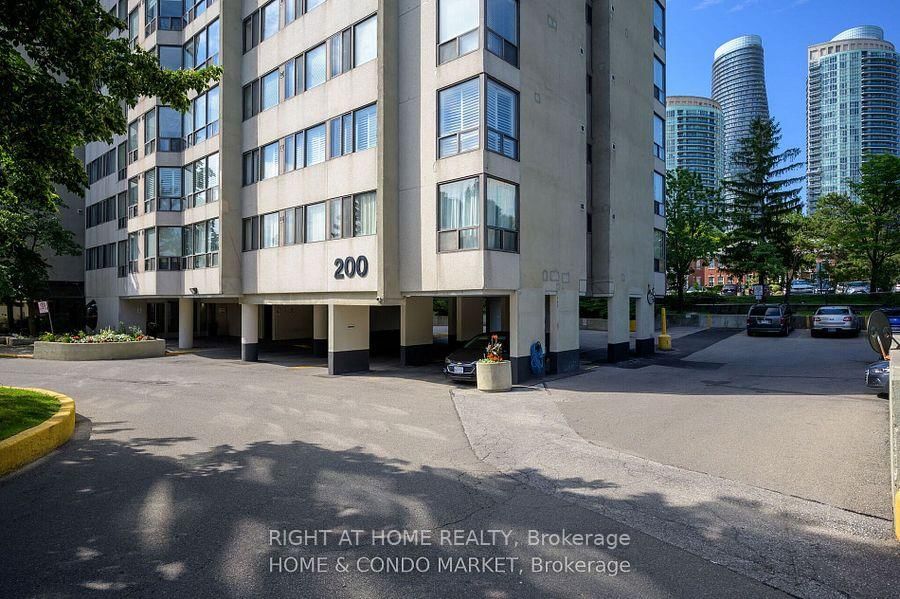 200 ROBERT SPECK Pkwy, unit 206 for rent