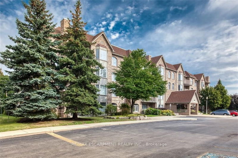 216 Plains Rd W, unit 104 E for sale