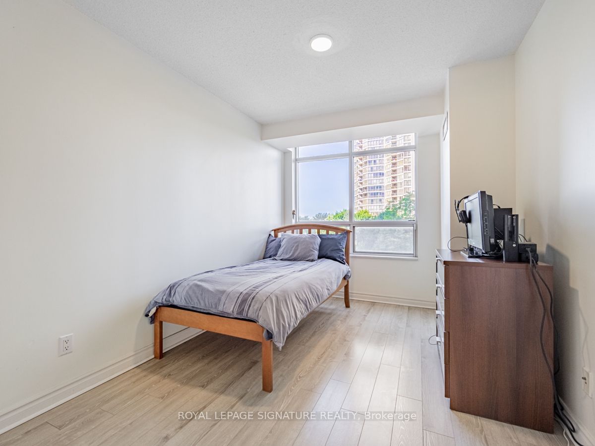 35 Kingsbridge Garden Circ, unit 413 for sale - image #16