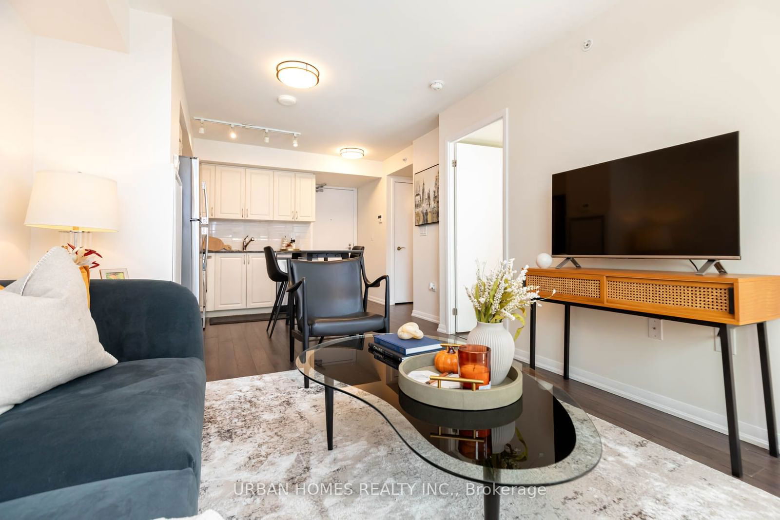 3091 Dufferin St, unit 734 for sale - image #7