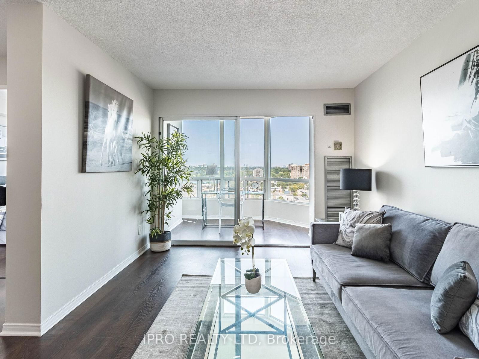 115 Hillcrest Ave E, unit 1101 for sale - image #8