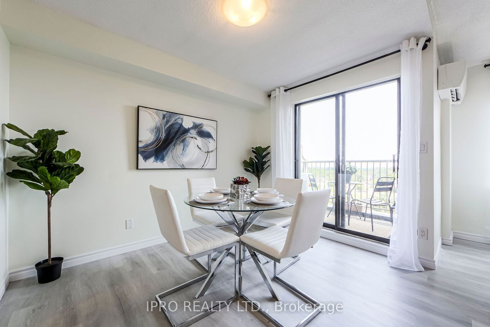 1000 Cedarglen Gate, unit 611 for sale - image #11