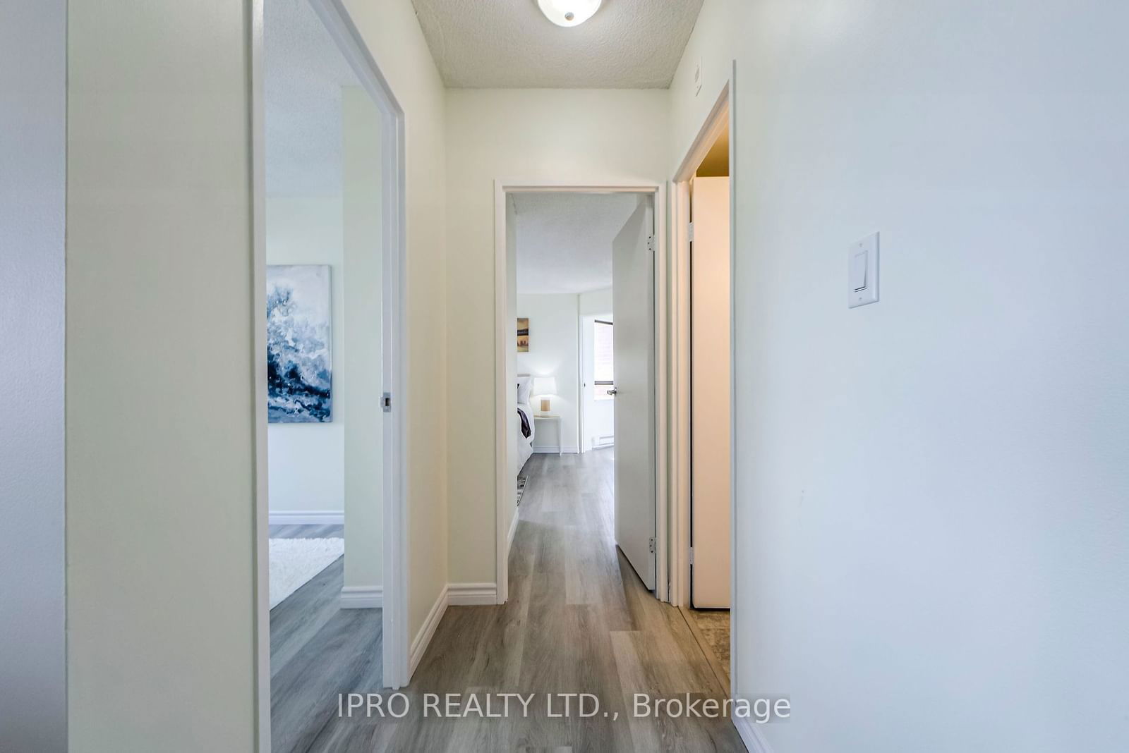 1000 Cedarglen Gate, unit 611 for sale - image #20