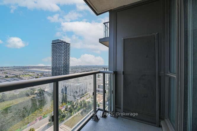 17 Zorra St, unit 1906 for sale - image #33