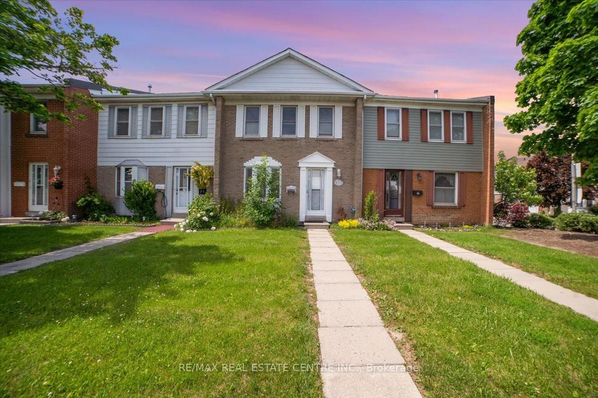 1020 Central Park Drive Townhomes, Brampton, Toronto