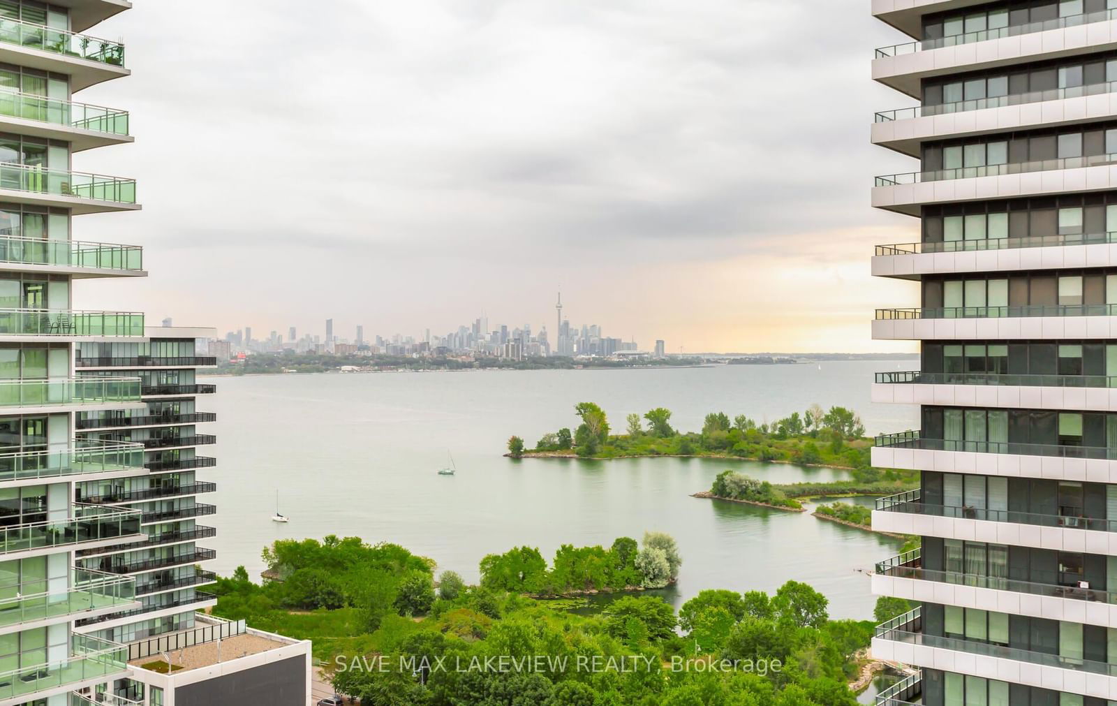 30 Shore Breeze Dr S, unit 1616 for sale