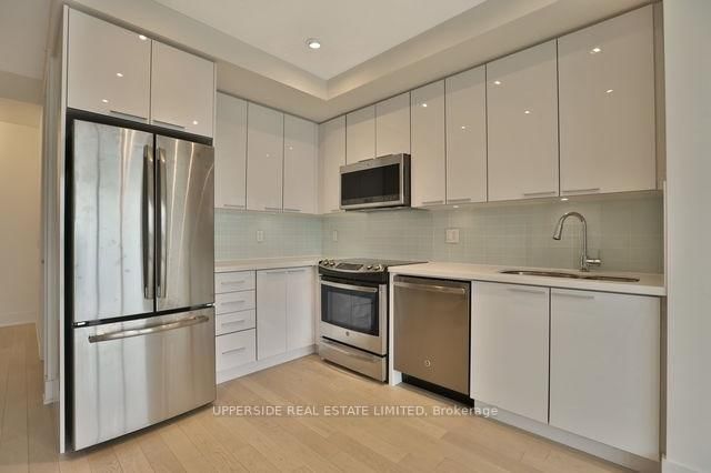 10 Park Lawn Rd, unit 3308 for rent - image #4