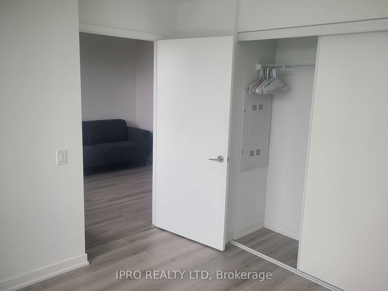 1787 St Clair Ave W, unit 717 for rent