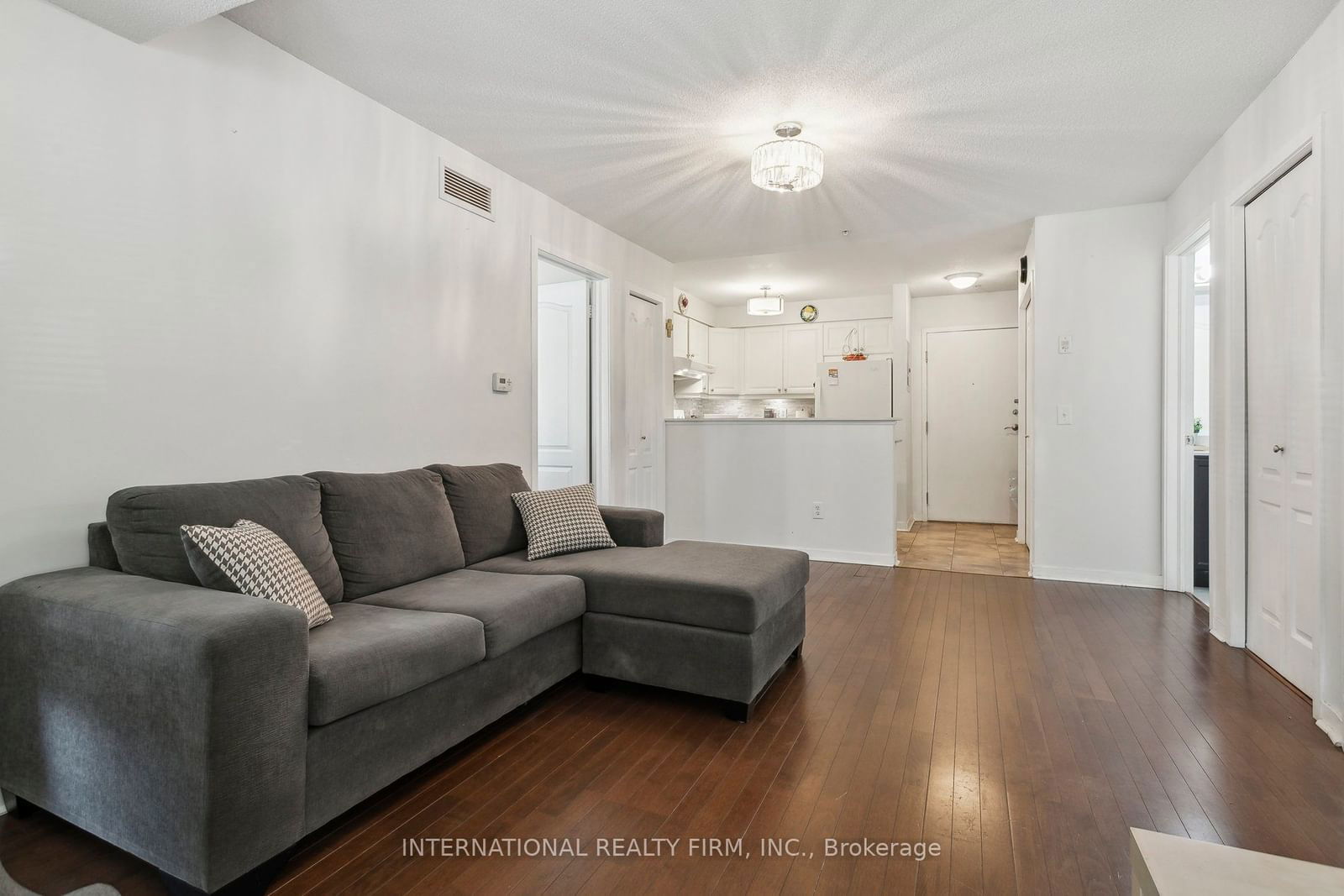 6 Dayspring Circ, unit 2113 for sale - image #4