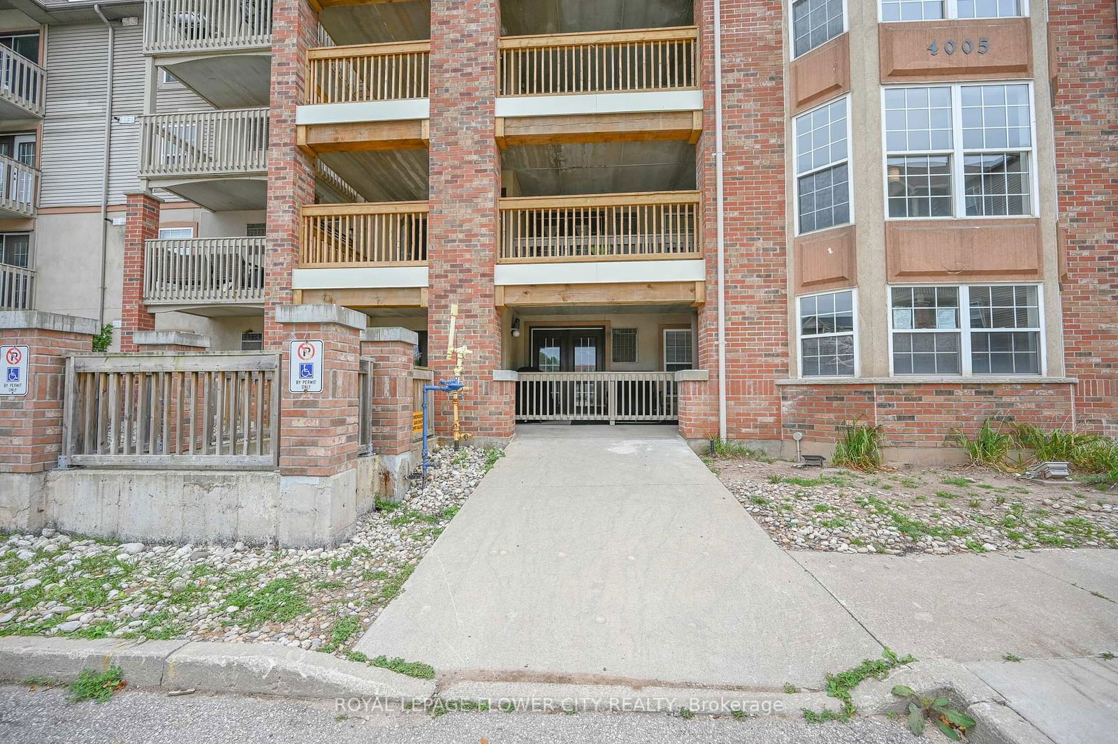 4005 Kilmer Dr, unit 412 for sale - image #9