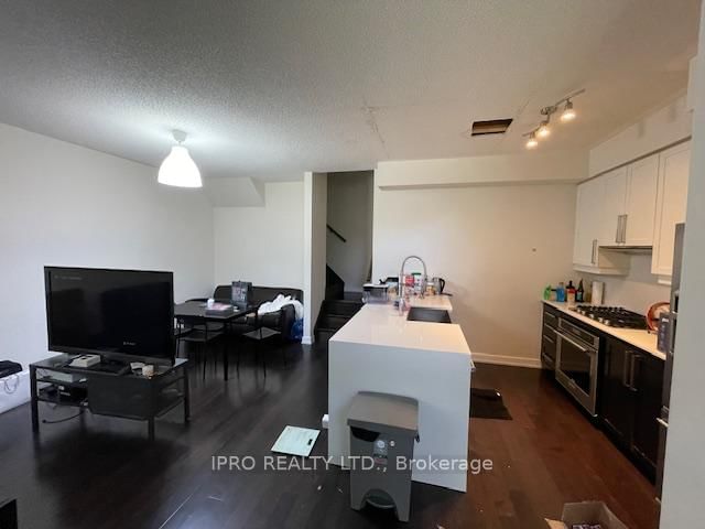 4030 Parkside Village Dr, unit 11 for rent