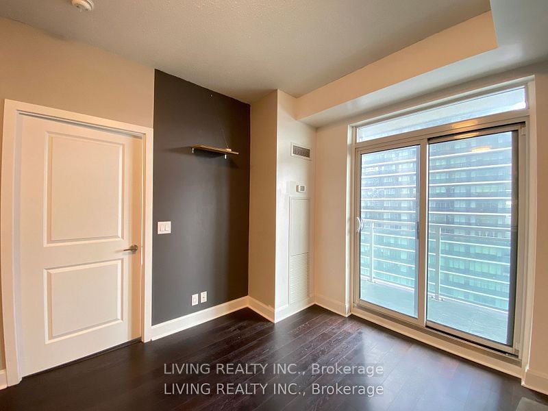 33 Shore Breeze Dr, unit 1607 for rent - image #10