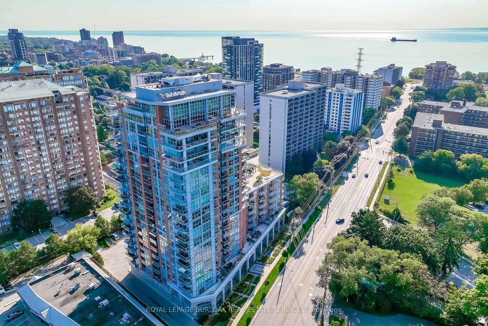 Strata Condos, Burlington, Toronto