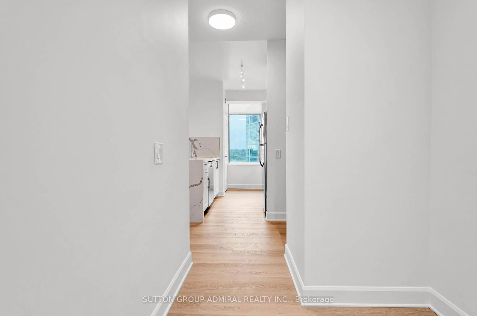 5 Marine Parade Dr, unit 808 for rent