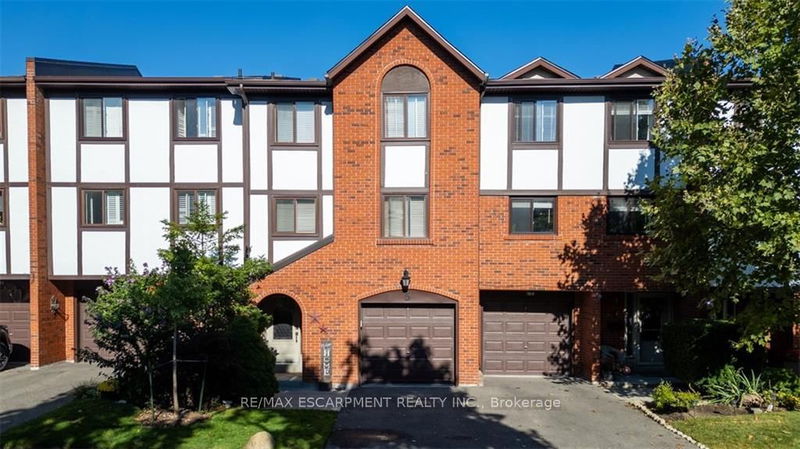 4165 Fieldgate Dr, unit 5 for sale - image #1