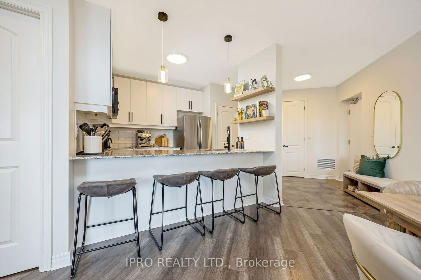 383 Main St E, unit 310 for sale - image #11