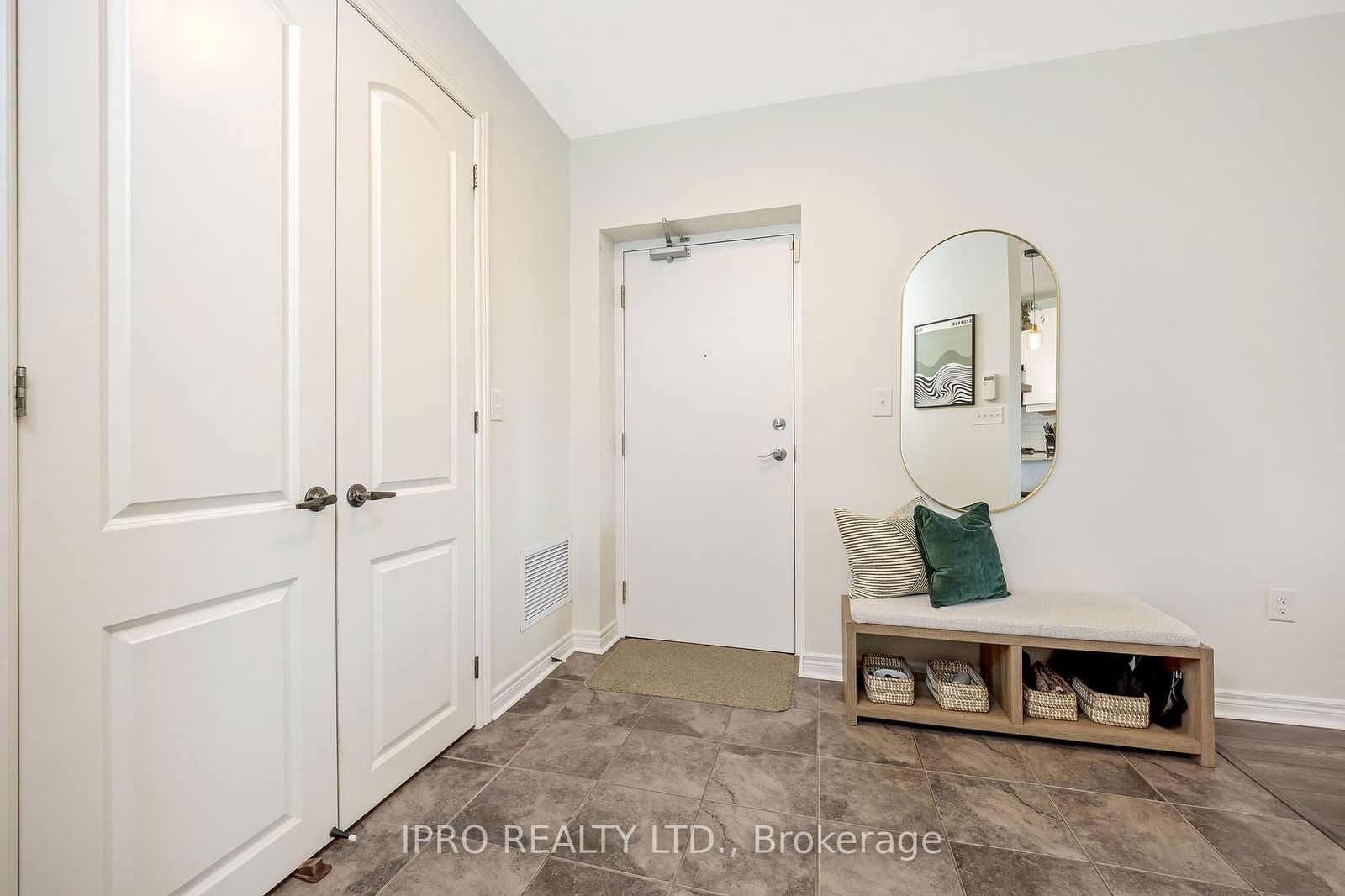 383 Main St E, unit 310 for sale - image #6