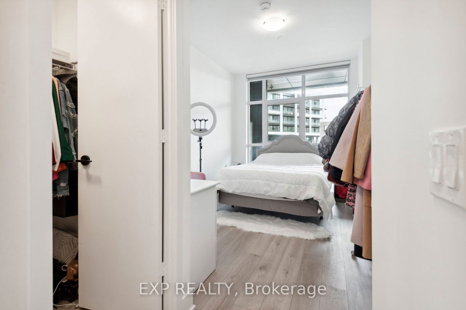 50 George Butchart Dr, unit 327 for sale - image #18