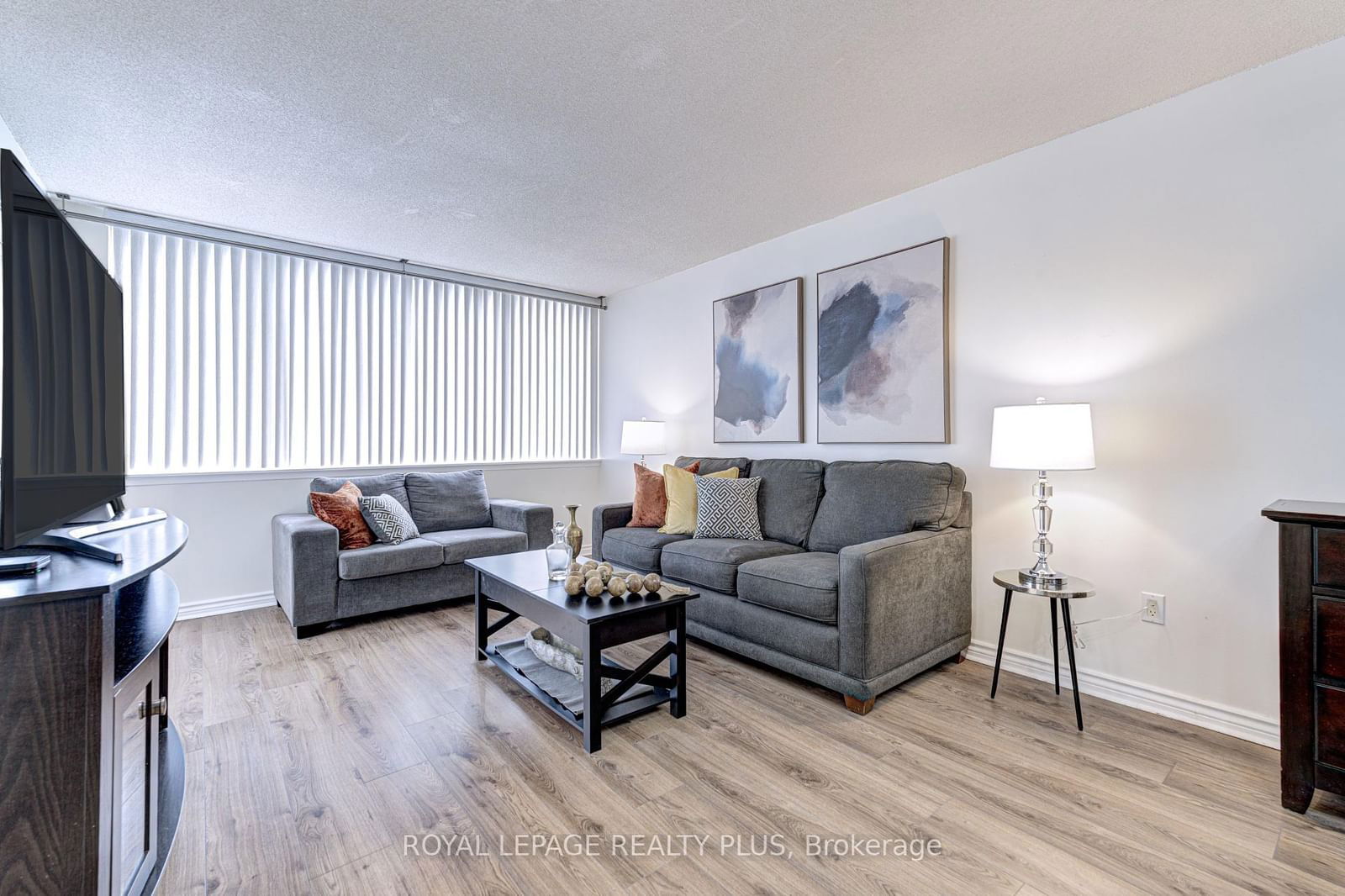 350 Webb Dr, unit 1210 for sale - image #13