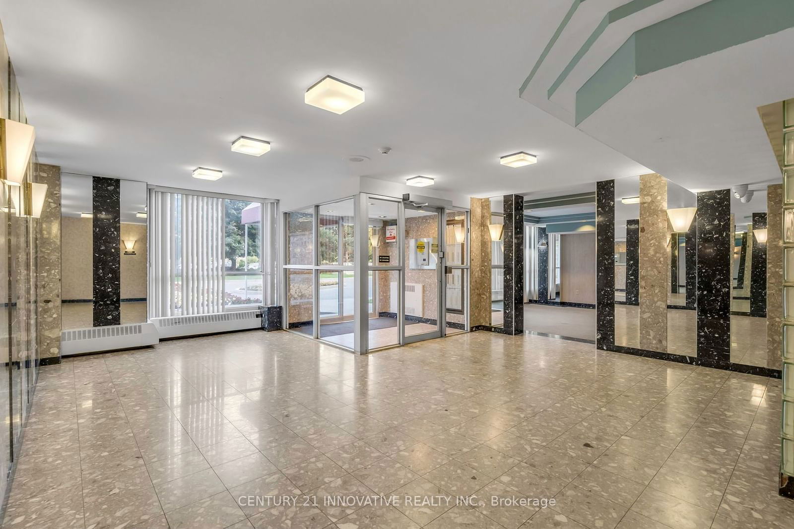 3077 Weston Rd, unit 1507 for sale - image #2