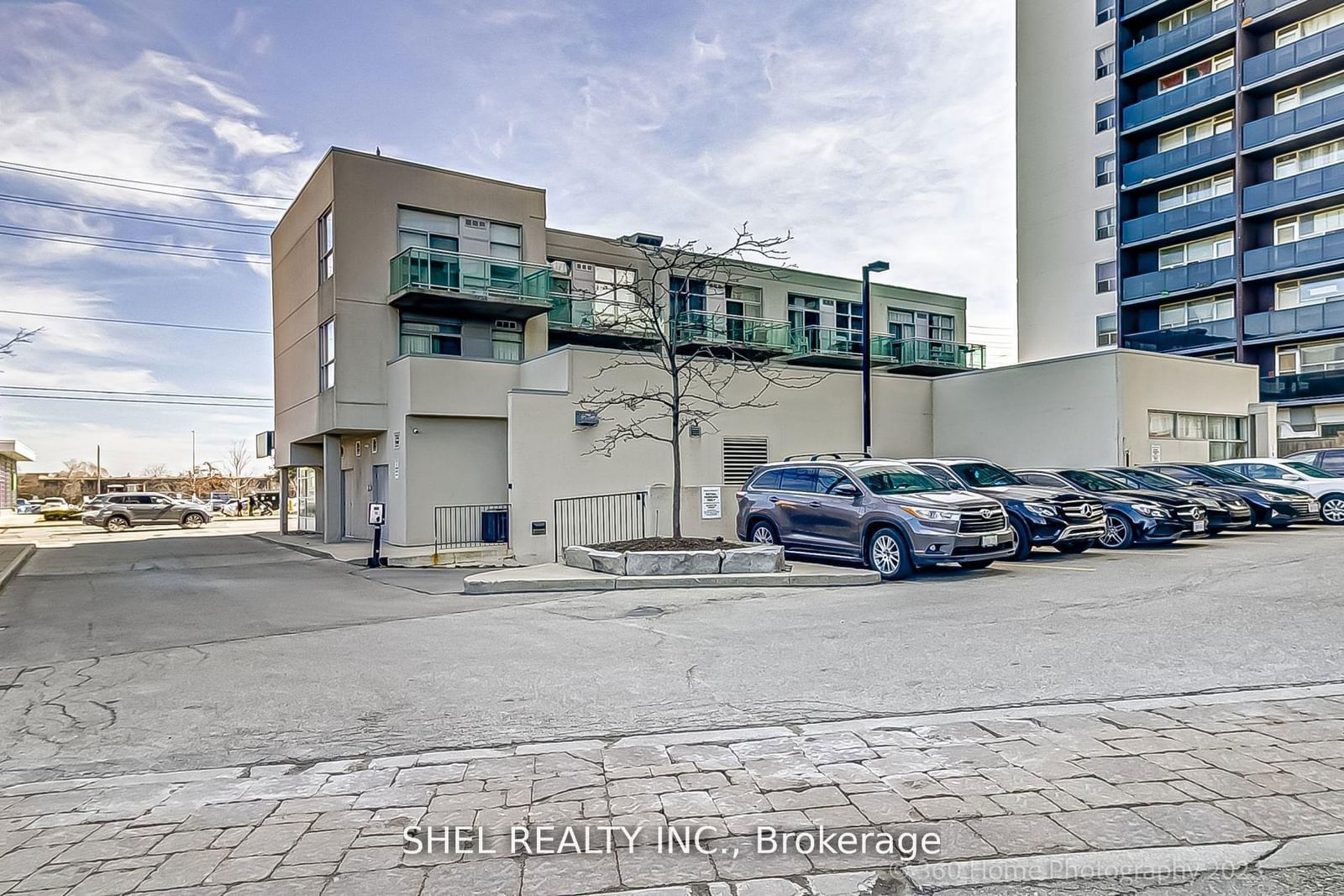 2464 Weston Rd W, unit 321 for rent - image #7