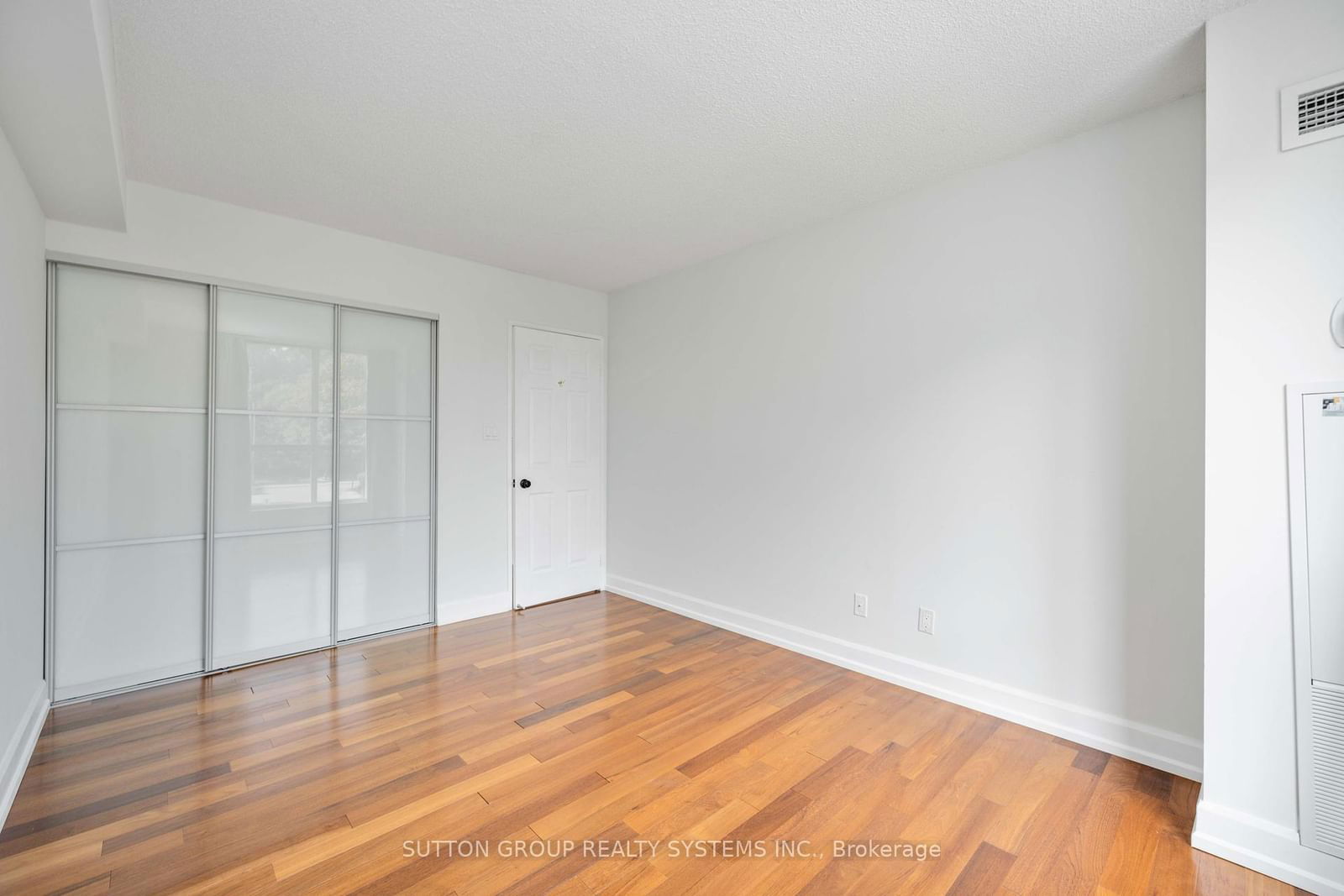 24 Southport St, unit 244 for rent - image #17